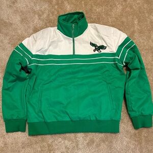 Eagles Kelly green mid-weight pullover jacket.